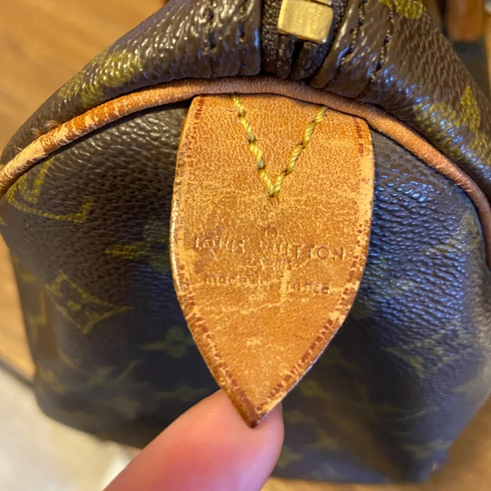 Louis Vuitton speedy 35 ($750 private) - Picture 8 of 11